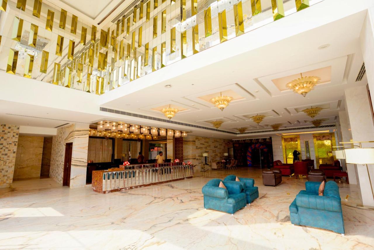 Kay-Em Spectra Hotel Chennai Bagian luar foto